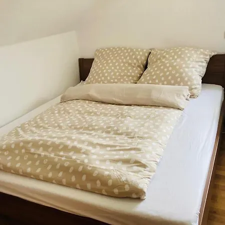 42 Qm Grosses Wohlfuehl-apartment Im Ruhigen Мессель